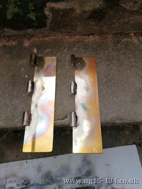 The pony truck axle box oil pot covers for the rear truck. (Photo: Laurence Armstrong)
