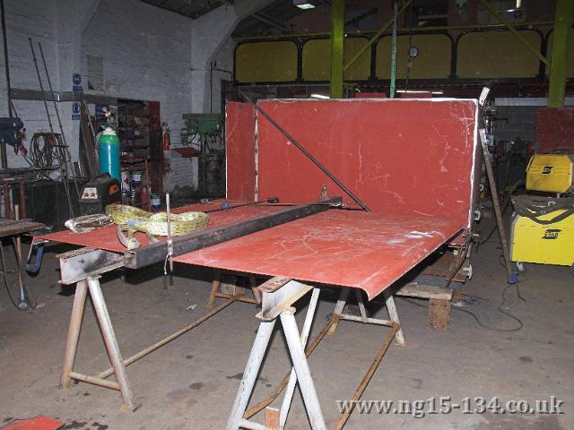 The rear view with the rear tender top lying in front after being dry fitted. (Photo: L. Armstrong)