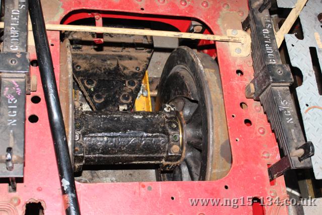 The cannon box installed around the driving wheel axle with the pony truck ball joint also in place beneath it. (Photo: Laurence Armstrong)