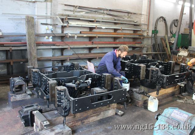 The tender bogies receiving their 2nd coat of paint on the underside. (Photo: Laurence Armstrong)