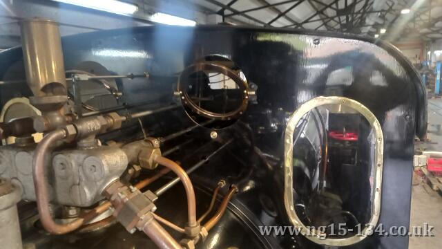 The two front round windows in place. (Photo: Erle Ford)